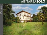 Case e ville in vendita di 340 m² in Via Roma