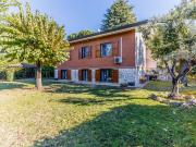 Case e ville in vendita di 341 m² in Via della Pedica, 157