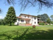 Case e ville in vendita di 341 m² in Via Pesciatina, 3000