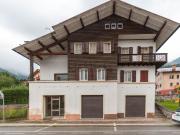 Case e ville in vendita di 345 m² in Viale della...