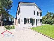 Case e ville in vendita di 347 m²