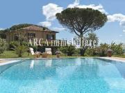 Case e ville in vendita di 350 m²