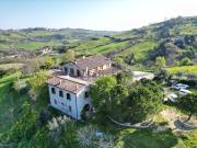 Case e ville in vendita di 350 m²