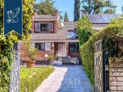 Case e ville in vendita di 350 m²