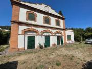 Case e ville in vendita di 350 m² in Circonvallazione...