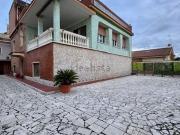 Case e ville in vendita di 350 m² in Lungomare delle Meduse