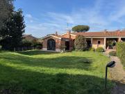 Case e ville in vendita di 350 m² in Via Amleto Novelli