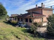 Case e ville in vendita di 350 m² in Via Cardellino, 44