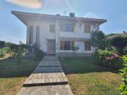 Case e ville in vendita di 350 m² in Via Casteldragone