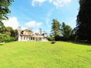 Case e ville in vendita di 350 m² in Via Confine