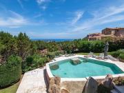 Case e ville in vendita di 350 m² in Via dei Ginepri