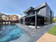 Case e ville in vendita di 350 m² in Via Dei Partigiani