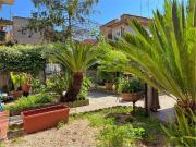 Case e ville in vendita di 350 m² in Via dei Salici