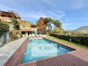 Case e ville in vendita di 350 m² in Via del Golf