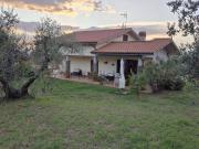 Case e ville in vendita di 350 m² in Via dell&apos Arci