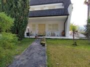 Case e ville in vendita di 350 m² in Via delle Acacie, 3