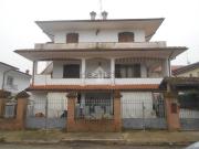 Case e ville in vendita di 350 m² in Via Digione, 16