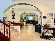 Case e ville in vendita di 350 m² in Via Edmondo de...