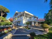 Case e ville in vendita di 350 m² in Via Giulio Pittarelli