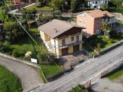 Case e ville in vendita di 350 m² in Via Guglielmo...