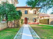 Case e ville in vendita di 350 m² in Via Lanza