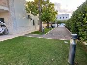 Case e ville in vendita di 350 m² in Via Lisbona