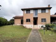 Case e ville in vendita di 350 m² in Via Luigi Chiarini