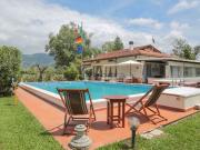 Case e ville in vendita di 350 m² in Via Martiri di...