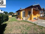 Case e ville in vendita di 350 m² in Via Merano