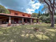 Case e ville in vendita di 350 m² in Via Piemonte