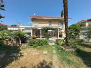 Case e ville in vendita di 350 m² in Via Pinerolo, 76