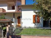 Case e ville in vendita di 350 m² in Via Ponte Calanca