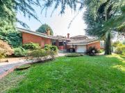 Case e ville in vendita di 350 m² in Via Re Umberto Iᵒ, 92