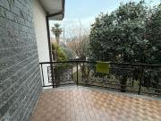 Case e ville in vendita di 350 m² in Via San Delfrate