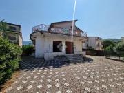 Case e ville in vendita di 350 m² in Via Starza