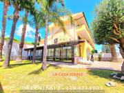 Case e ville in vendita di 350 m² in Via Vallesana, 10