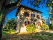 Case e ville in vendita di 350 m² in Via Vittorio Veneto, 54