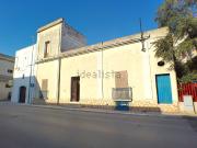 Case e ville in vendita di 351 m² in Via Maruggio, 41