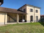 Case e ville in vendita di 351 m² in Via Roma, 41