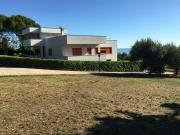 Case e ville in vendita di 355 m² in Via Buonanotte