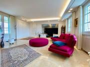 Case e ville in vendita di 355 m² in Via Galileo Galilei, 41