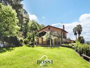 Case e ville in vendita di 359 m² in Contrada Cicciona