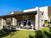 Case e ville in vendita di 360 m² in Via V. Veneto, 59