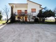 Case e ville in vendita di 360 m² in Via Cantone, 39
