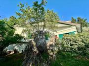 Case e ville in vendita di 360 m² in Via Cristina di...