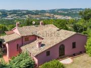 Case e ville in vendita di 360 m² in Via Sant&apos Angiolino