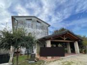 Case e ville in vendita di 361 m² in Via Ungheresca, 29