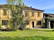 Case e ville in vendita di 364 m² in Via Guglielmo...