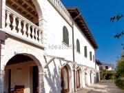 Case e ville in vendita di 367 m² in Via Cesare Battisti, 46