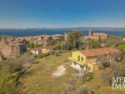 Case e ville in vendita di 367 m² in Via Madonna del...